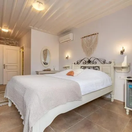 Hotel Avlu Cunda