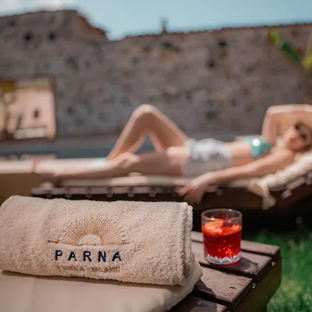 Hotel Avlu Cunda *